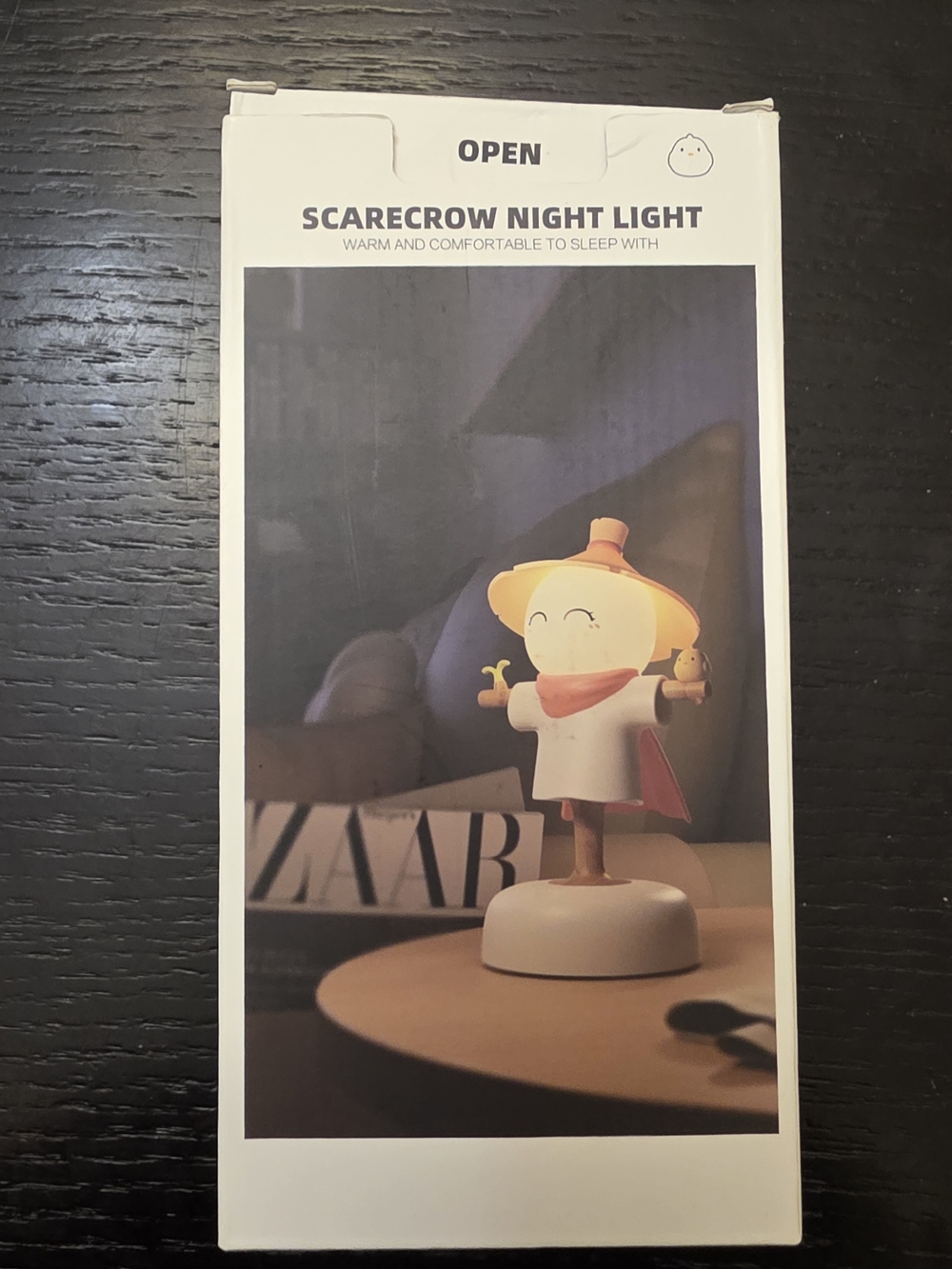 Scarecrow Night Light - Warm White & Peach Accent